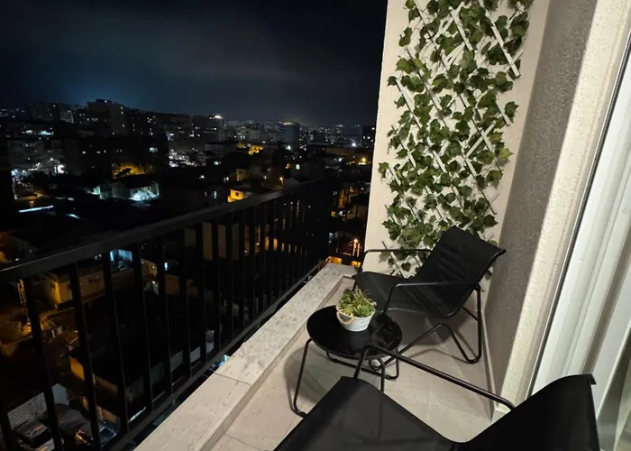 Tomei Apartment